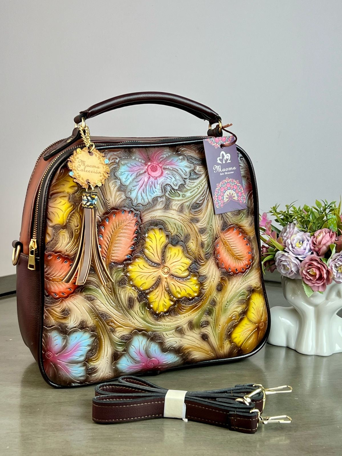 MAOMA GDE ANDREA CAMEL FLORES