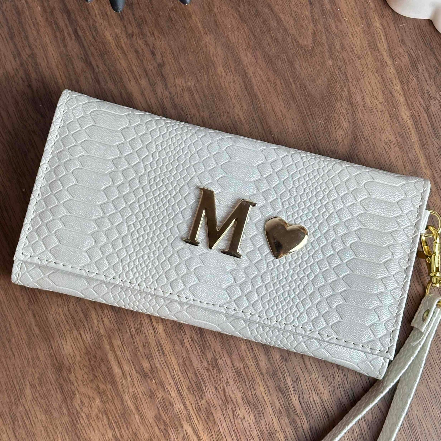CARTERA MUÑEQUERA PERLA