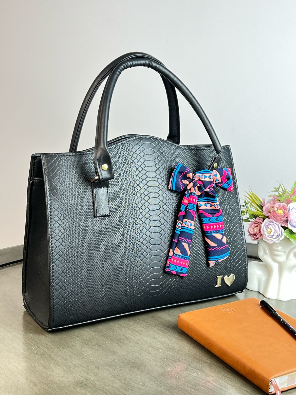 MARISELA COLOR NEGRO