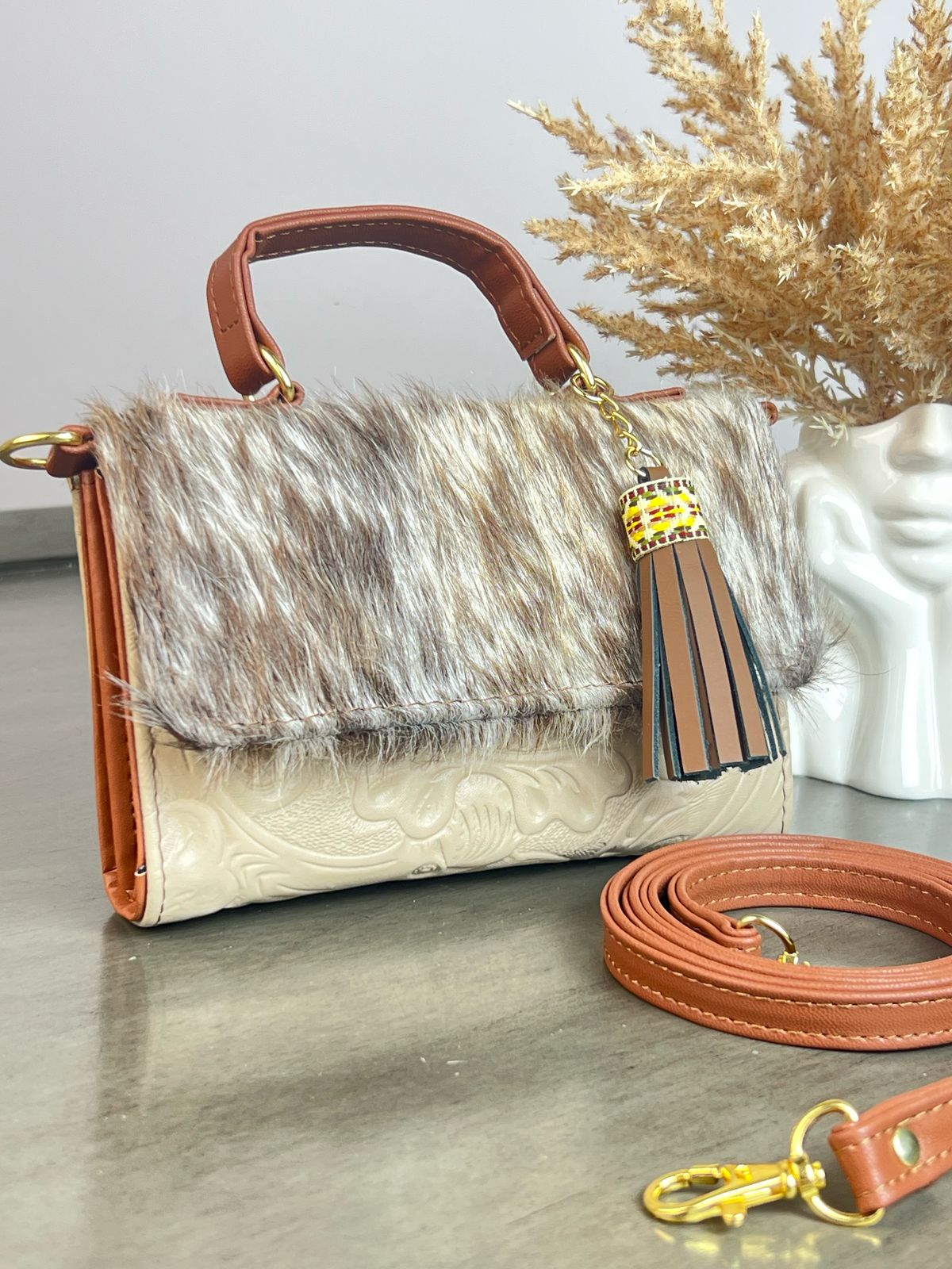 CROSSBODY DELIA HUESO PELO CAFE/BLANCO