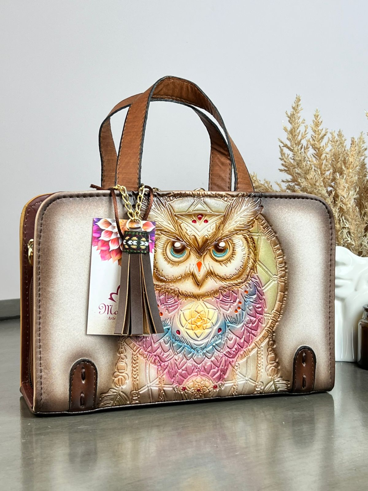 MAOMA CROSSBODY BUHO ARENA/TONOS VERDE Y MORADO