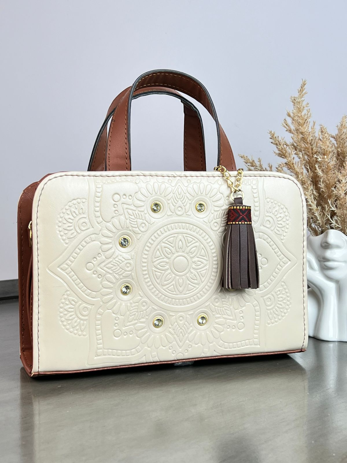 CROSSBODY DOBLE CARA MANDALA CRISTALES HUESO