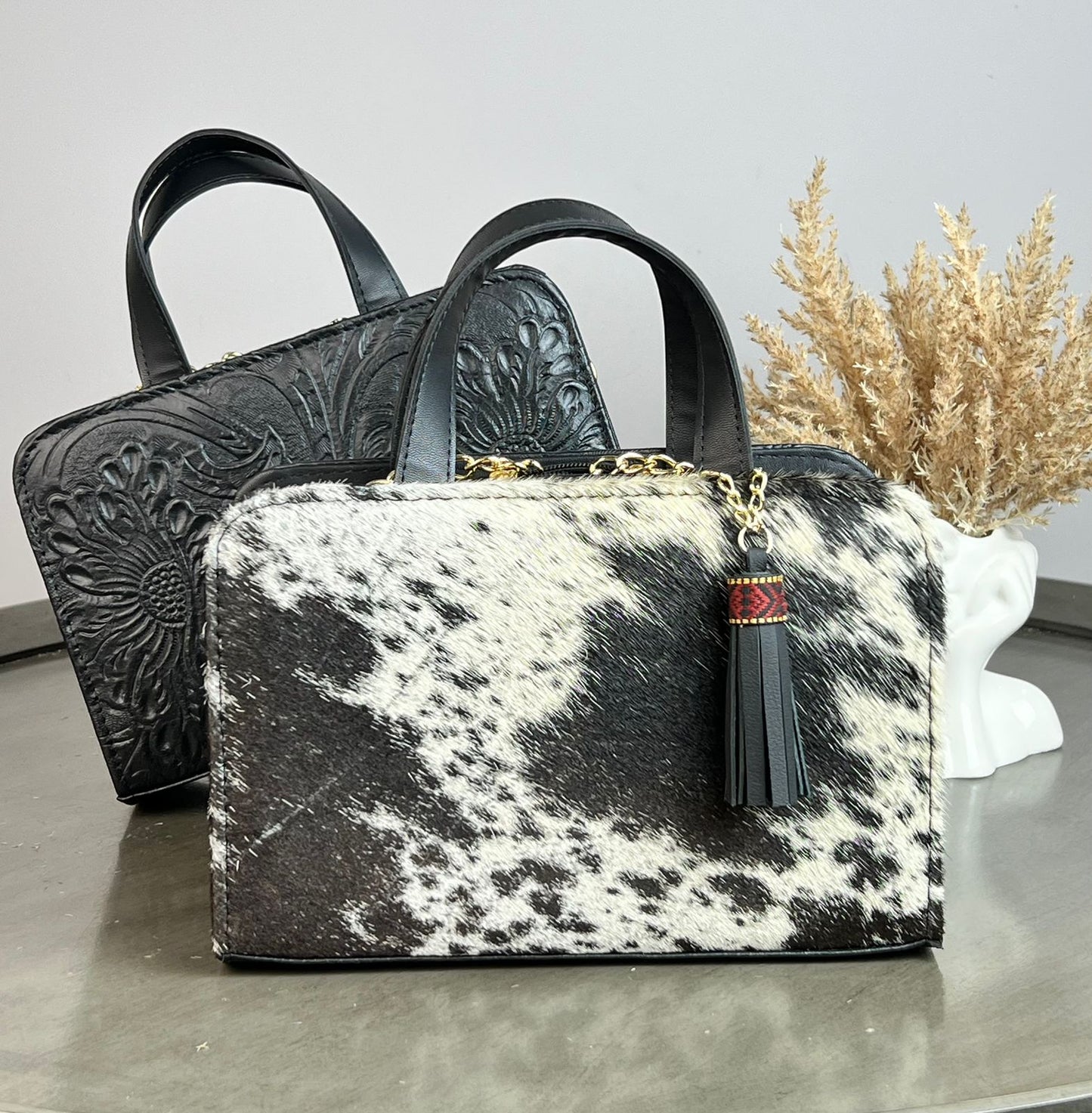 CROSSBODY DOBLE CARA PELO MOTEADO/PIEL GRABADA NEGRO BRILLANTE