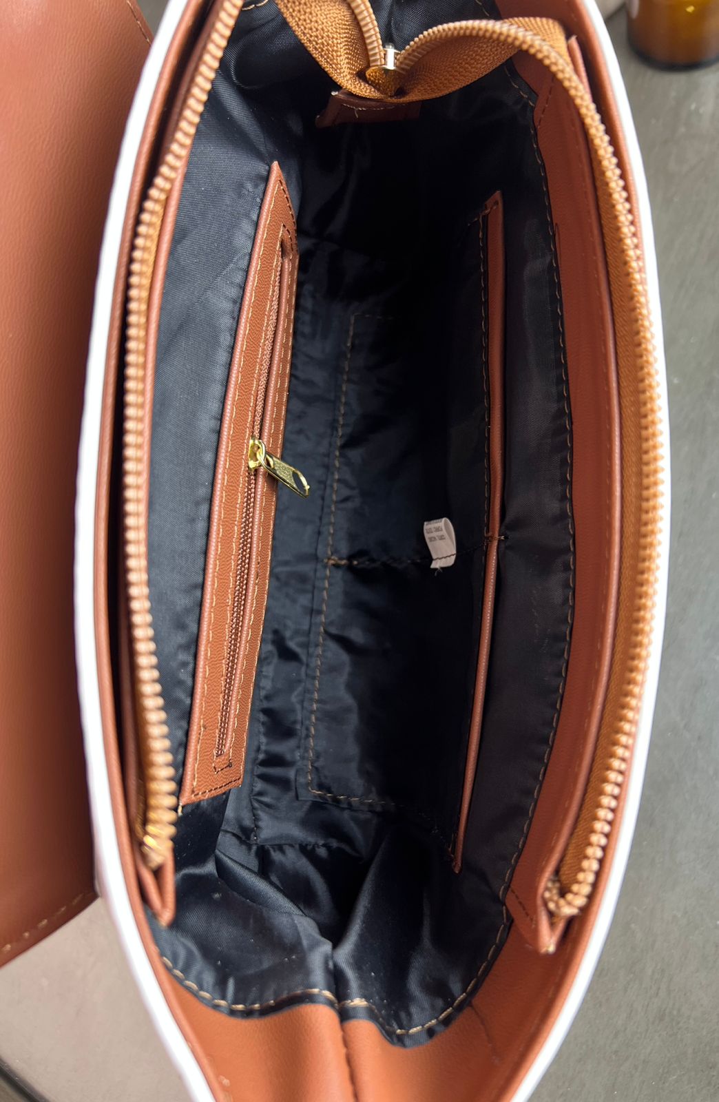 CROSSBODY VIANNEY TAPA PELO VARIABLE PIEL OXFORD