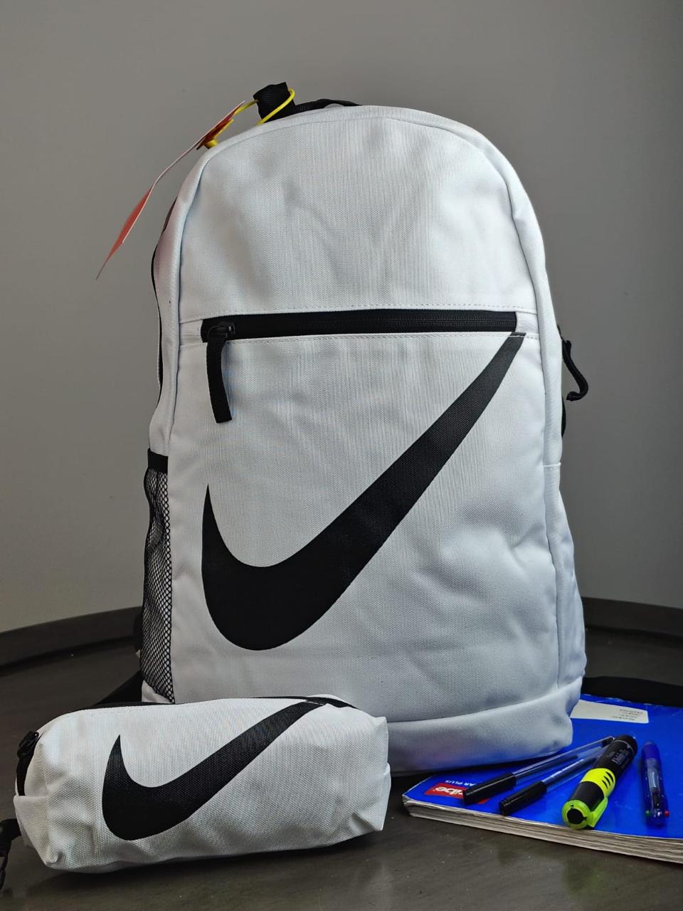 MOCHILA NIKE LAPICERA BLANCO/NEGRO