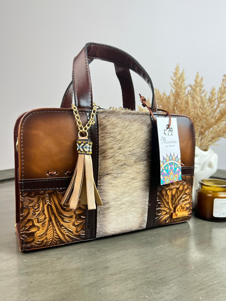 MAOMA CROSSBODY MARRON FRANJA PELO CLARO