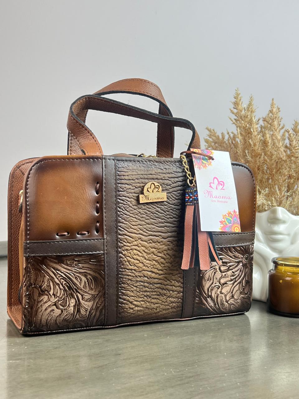 MAOMA CROSSBODY MARRON FRANJA CORRUGADO