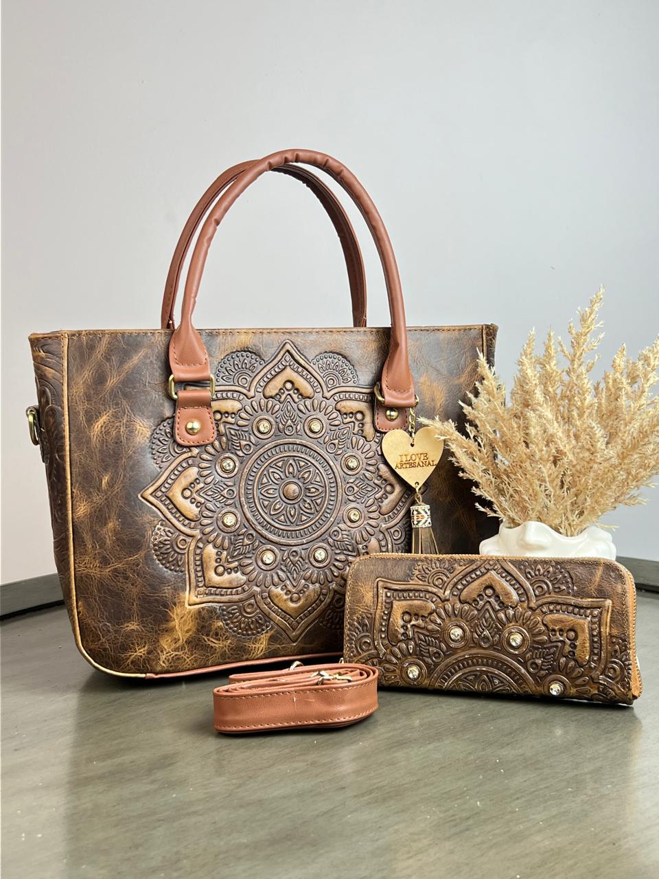 DUO MANDALA PIEL GRASO CON CARTERA CHOCOLATE AVEJENTADO