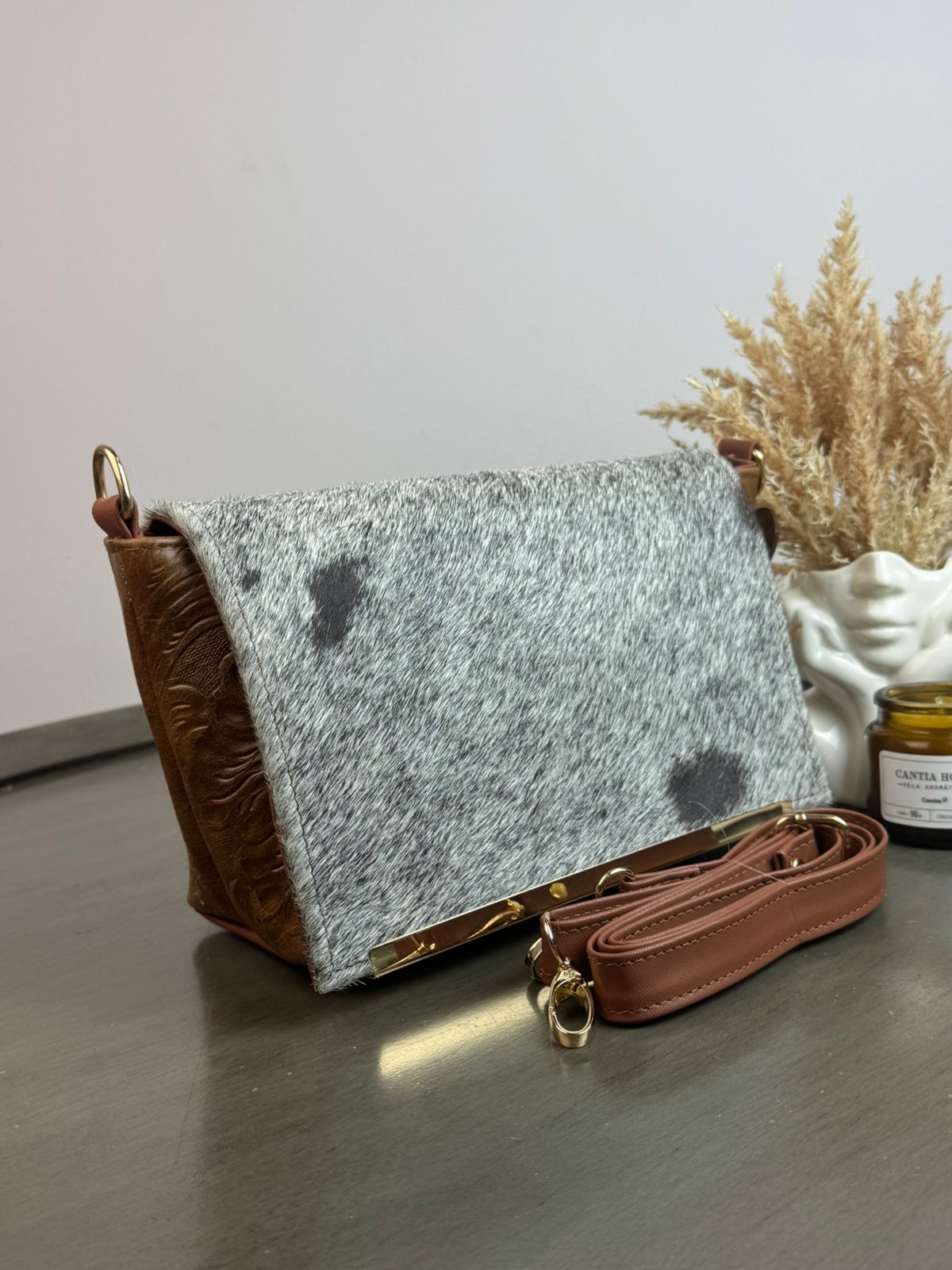 CROSSBODY VIANNEY TAPA PELO GRIS/PIEL CAFE