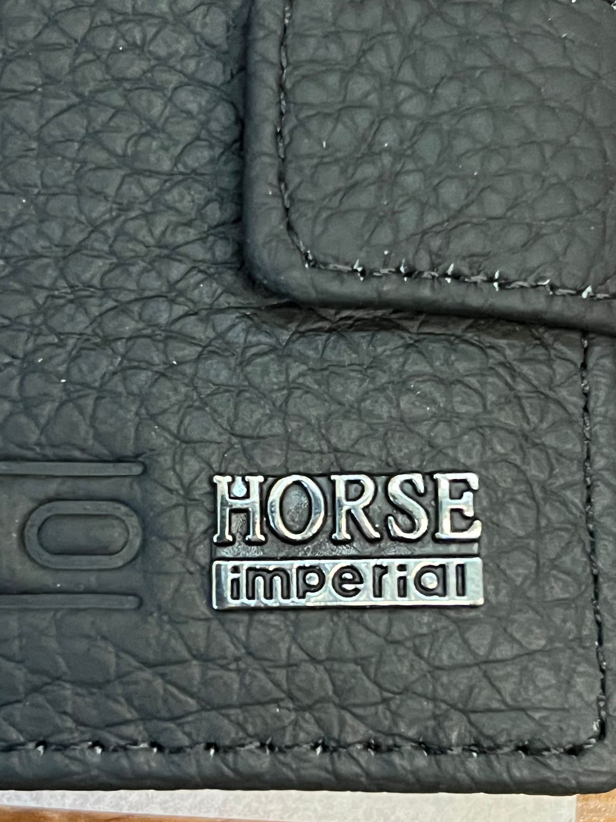 CARTERA HORSE BROCHE PIEL NEGRO/FERRERO