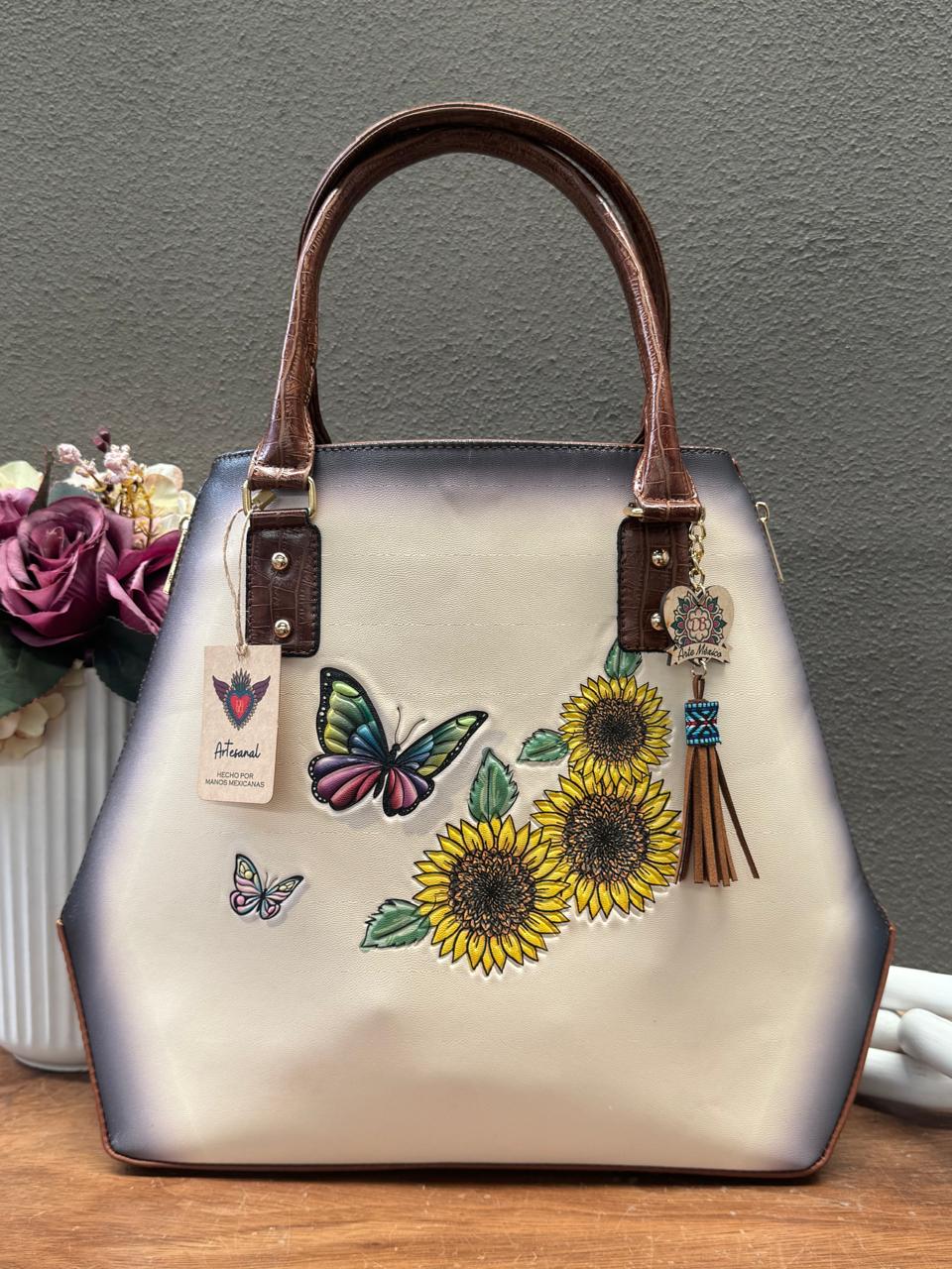 DB GDE TANIA GIRASOLES MARIPOSAS COLOR HUESO