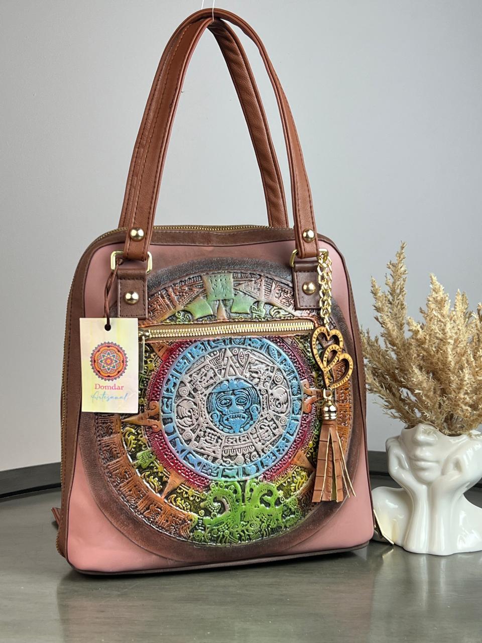 MOD. DOMDAR MOCHILA CALENDARIO AZTECA COLORES