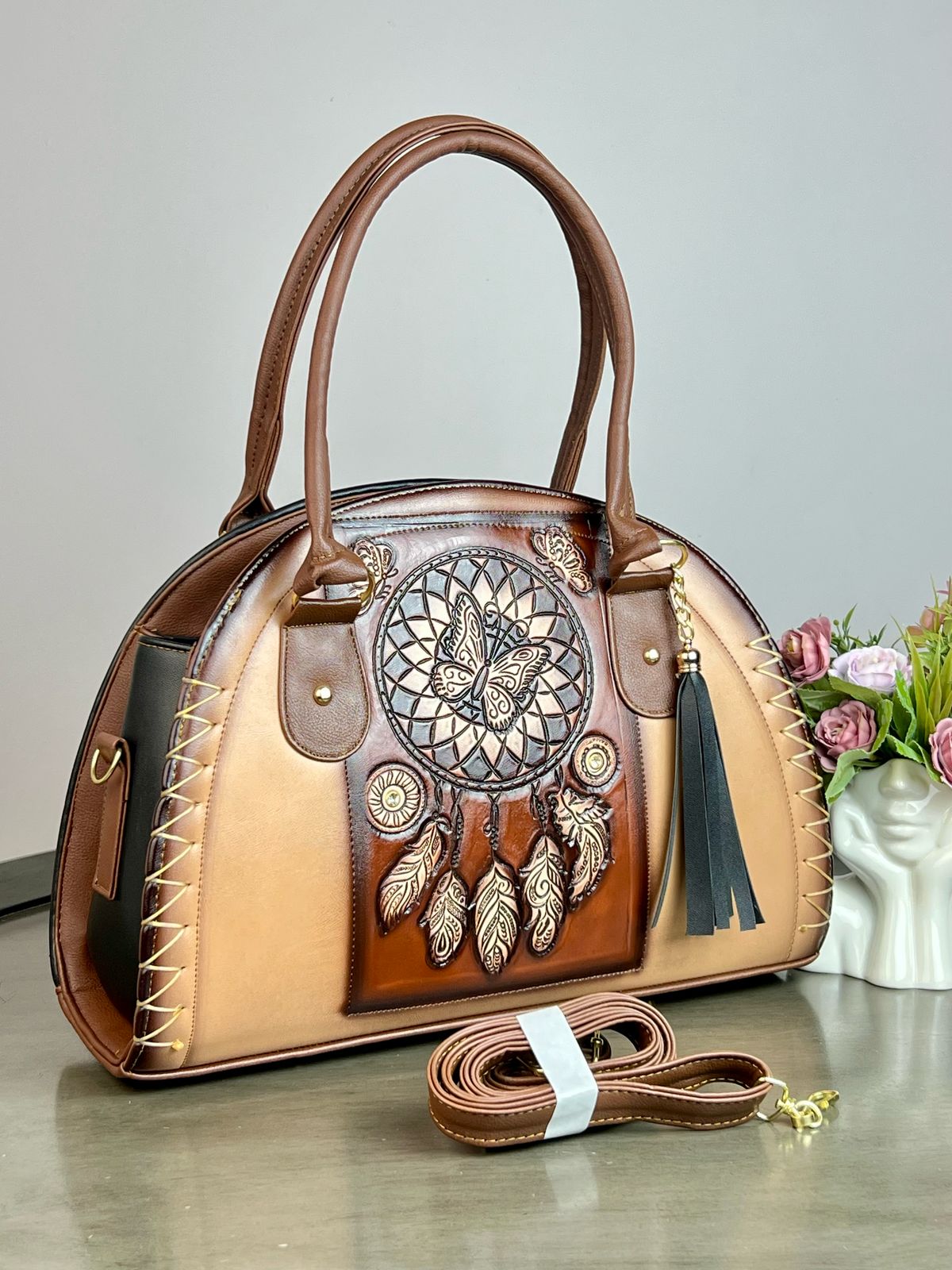 MOD. CRIS MEDIA LUNA MAQUILLAJE ATRAPASUEÑOS ENMARCADO CAMEL