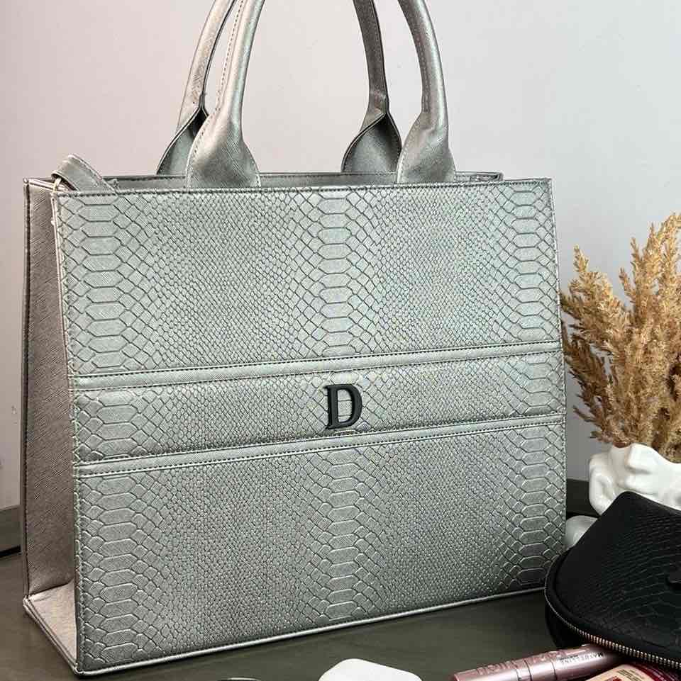 TOTE CLASICA GDE PLATINIUM