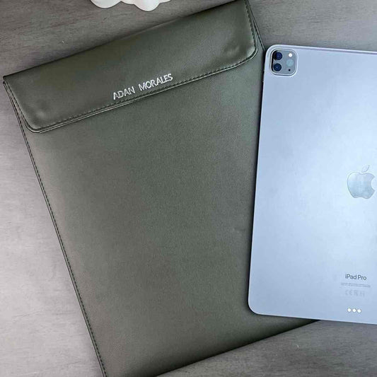 FUNDA PARA IPAD VERDE MILITAR