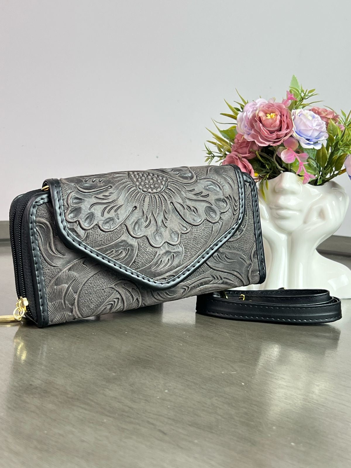CARTERA PIEL TAPA TITANIO