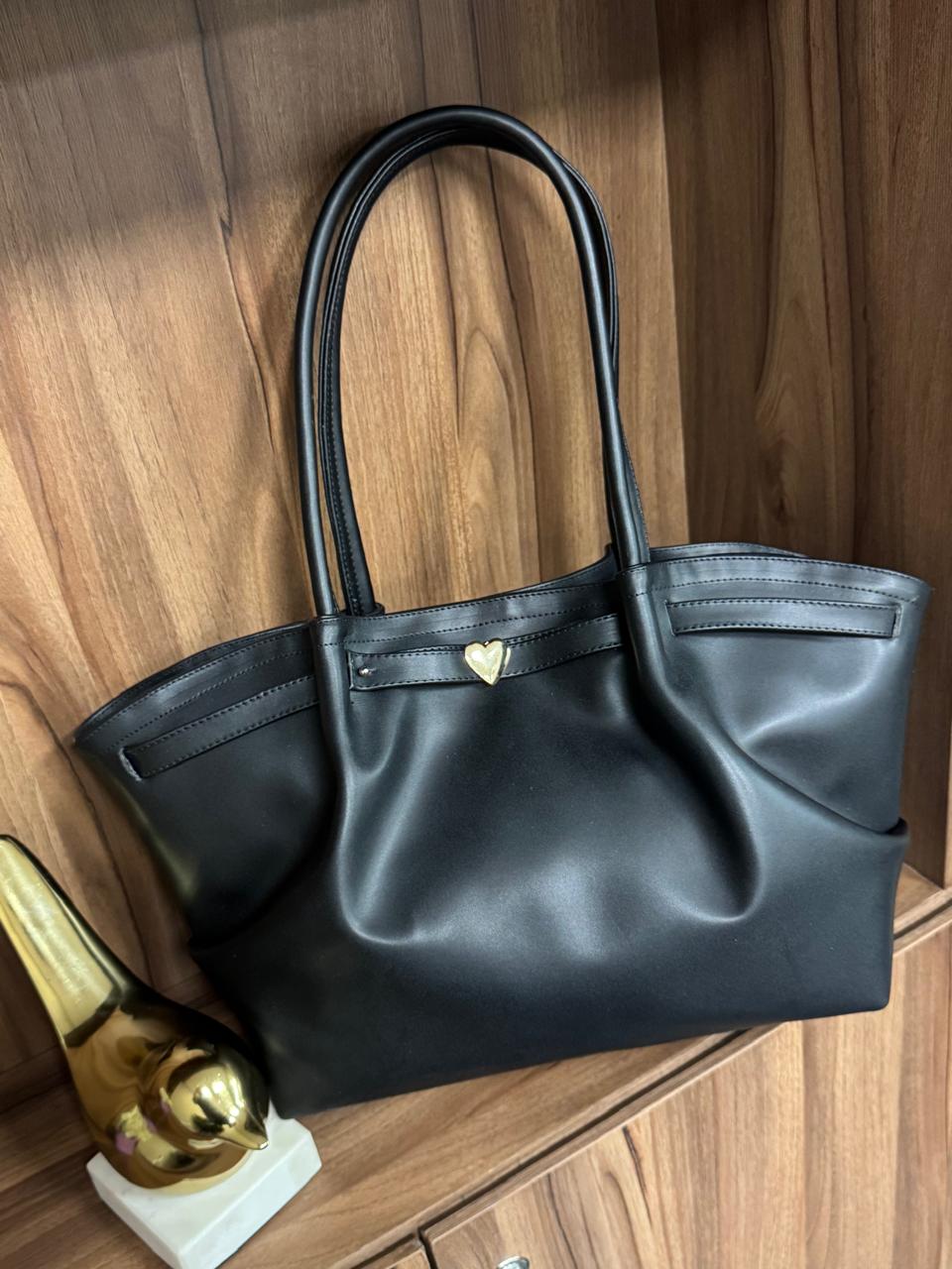 BOLSO ZARTHA COLOR NEGRO