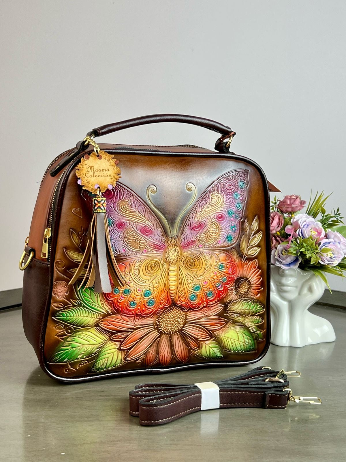MAOMA GDE ANDREA MARIPOSA COLORES