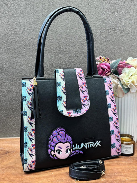 BOLSA BROCHE PERSONAJE GUERRERAS K POP