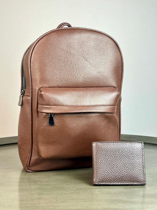 MOCHILA DE PIEL COLOR CHOCOLATE