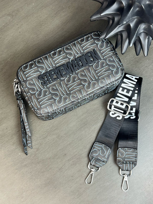 IMPORTACION CROSSBODY CIERRE STEVEN MADDEN NEGRO