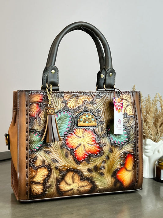 MAOMA GDE ESMERALDA FLORES CAMEL/TONO AZUL Y ROJO