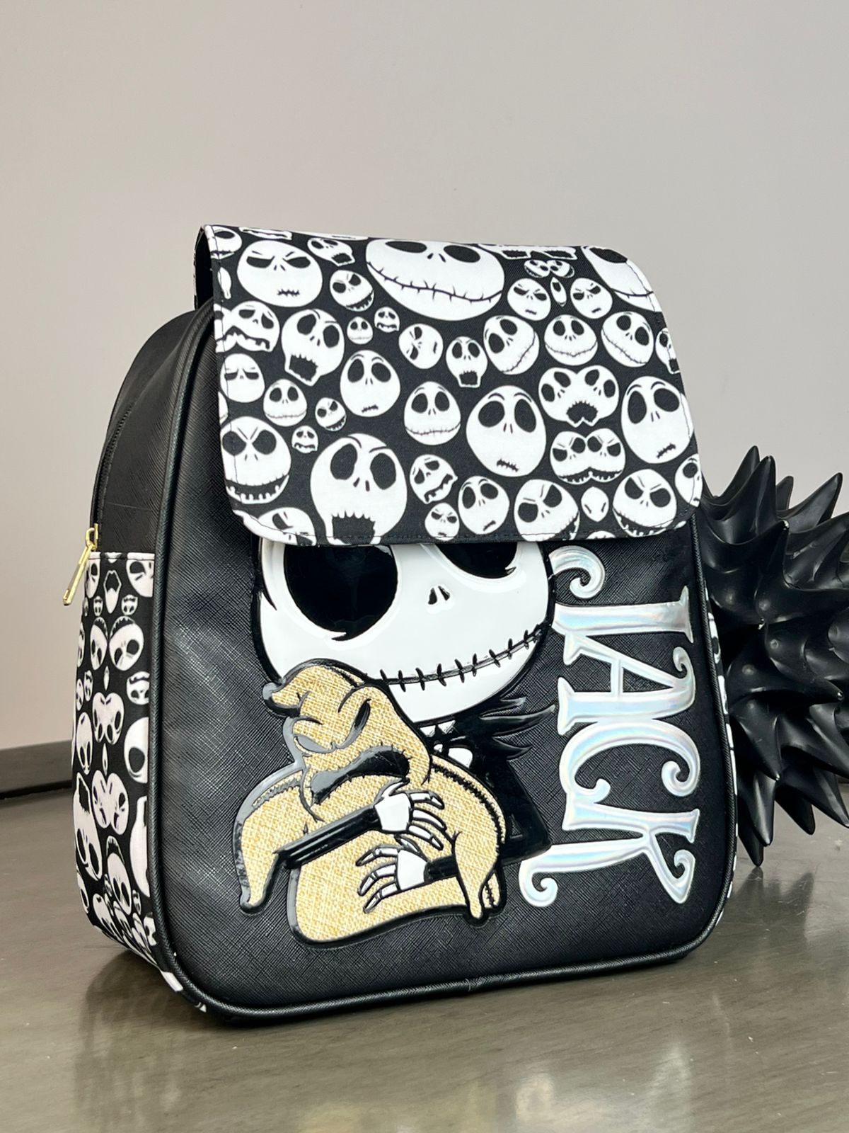 MOCHILA PERSONAJE JACK NEGRO