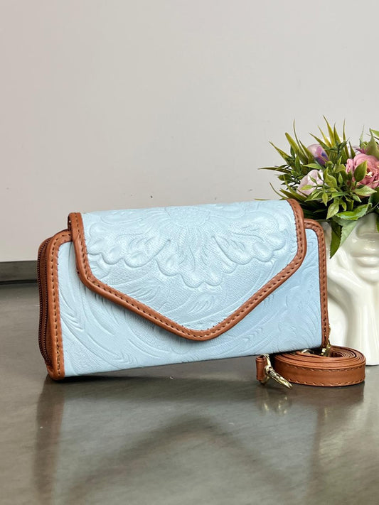 CARTERA PIEL TAPA CELESTE