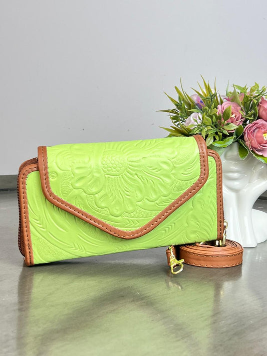 CARTERA PIEL TAPA VERDE LIMON