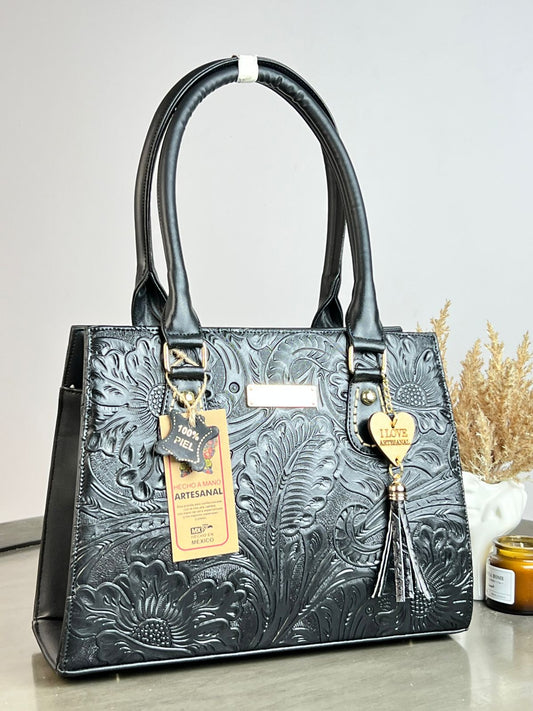 MOD ARTESANAL CATALINA NEGRO GRABADO FLORES Y HOJAS