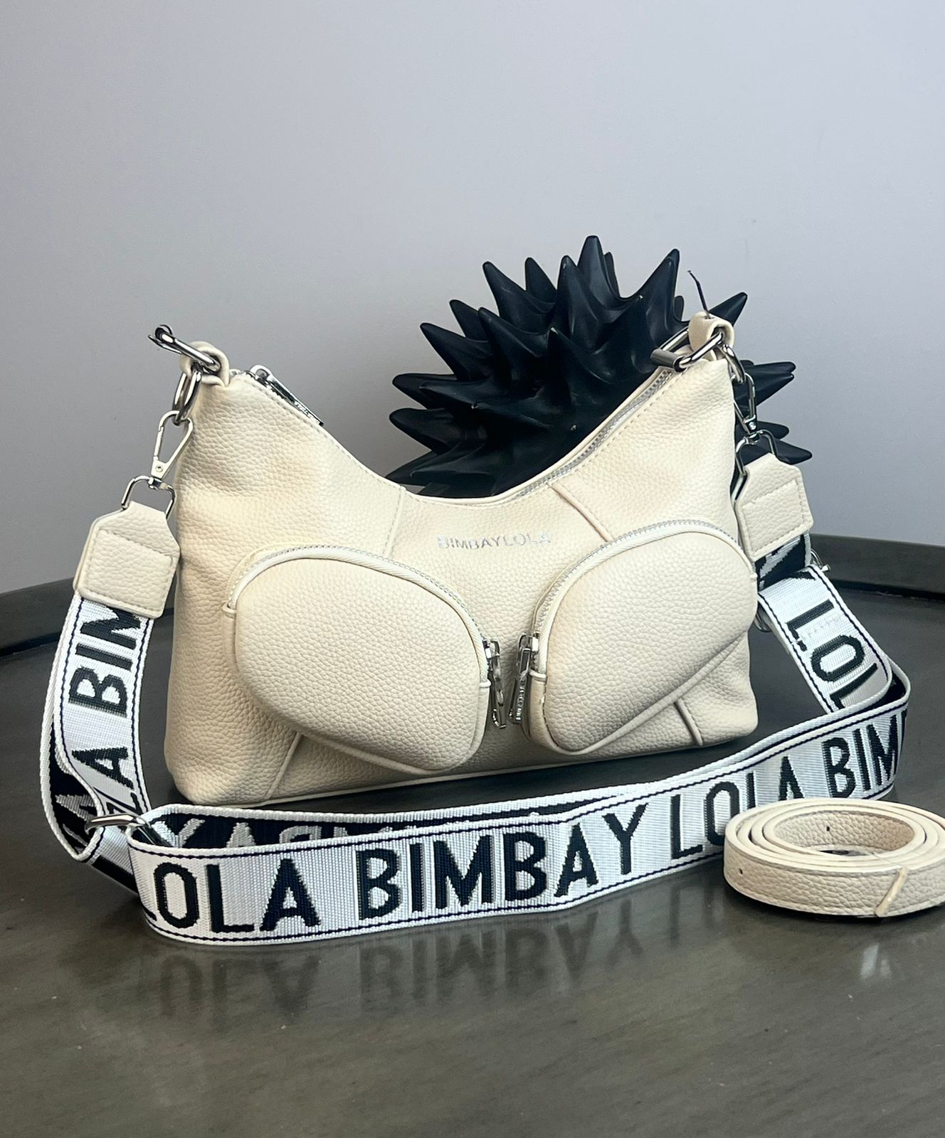 BIMBA Y LOLA CROSSBODY HUESO