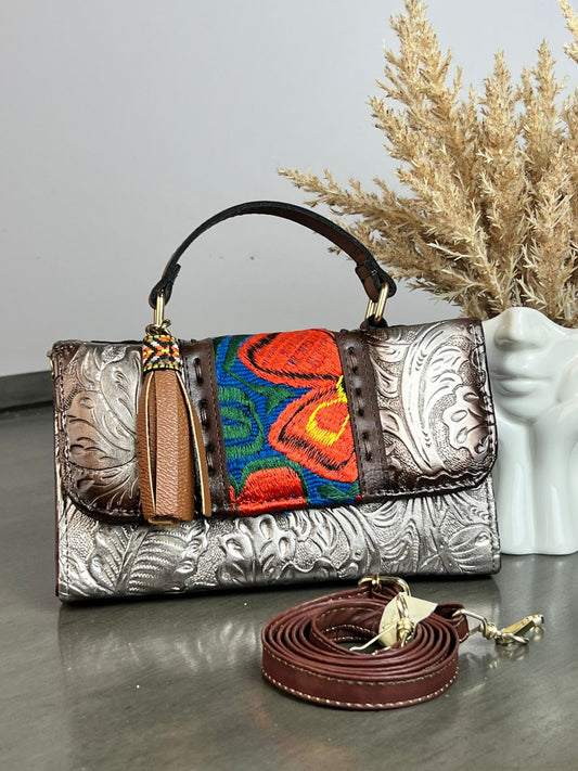 MAOMA DELIA 1.0 FRANJA BORDADO PLATA/FONDO TURQUESA