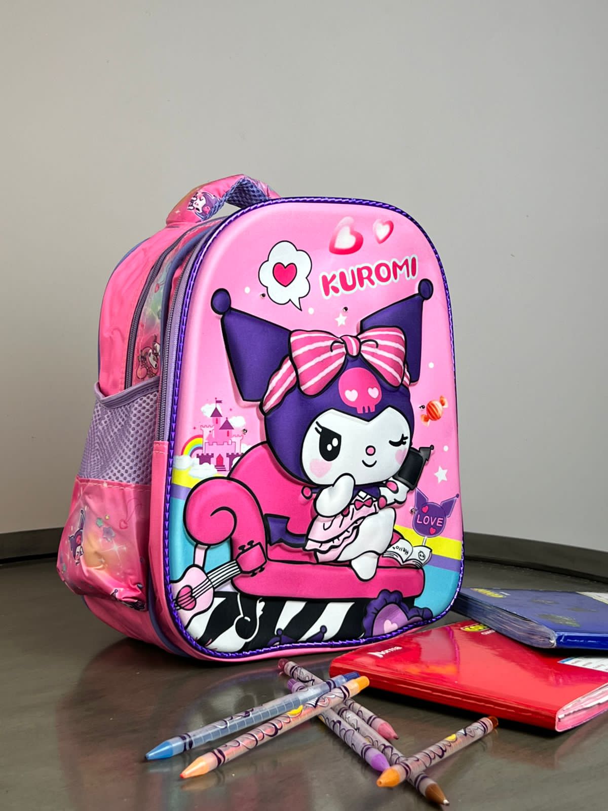 MOCHILA KINDER PERSONAJES 3D KUROMI ROSA