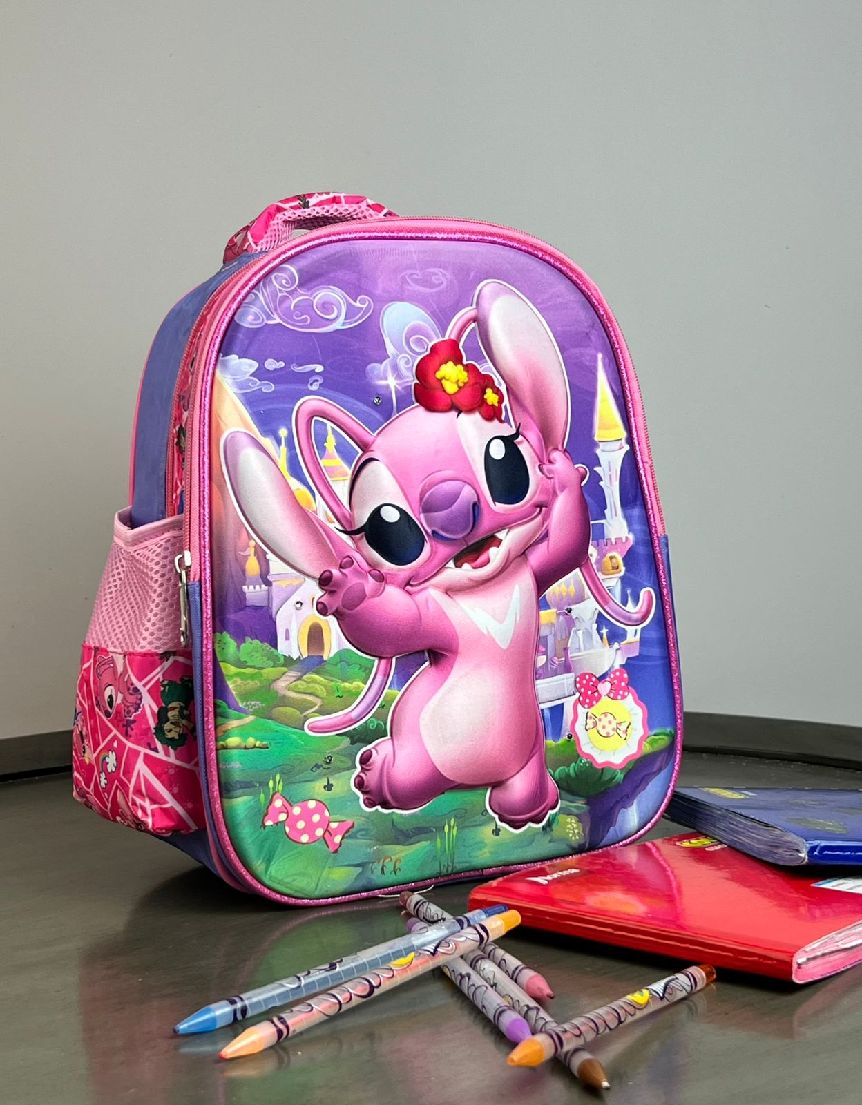 MOCHILA KYNDER PERSONAJES 3D ANGELA