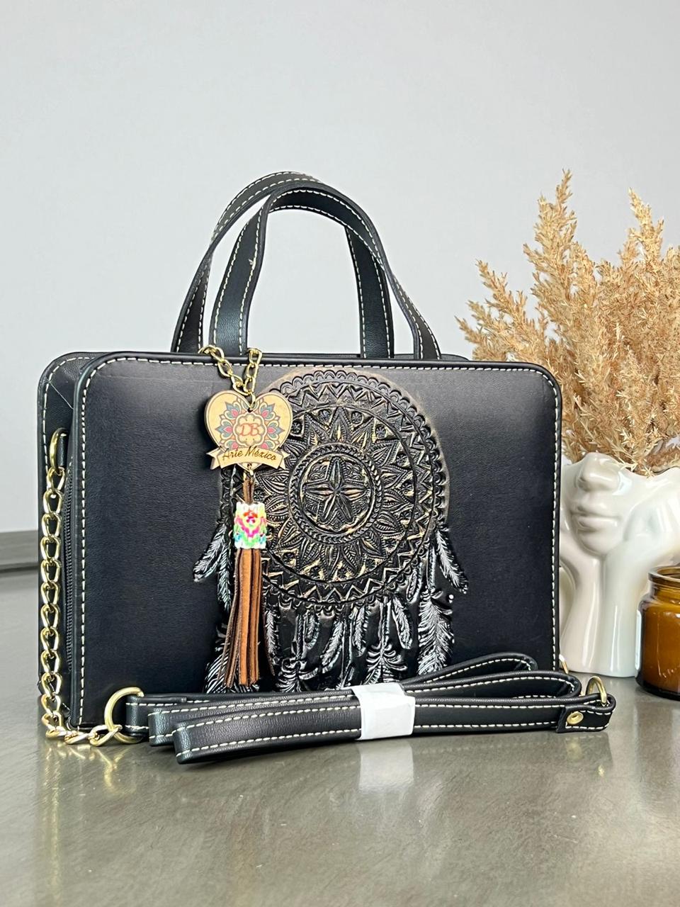 DB CROSSBODY ATRAPASUEÑOS NEGRO/DORADO Y PLATA