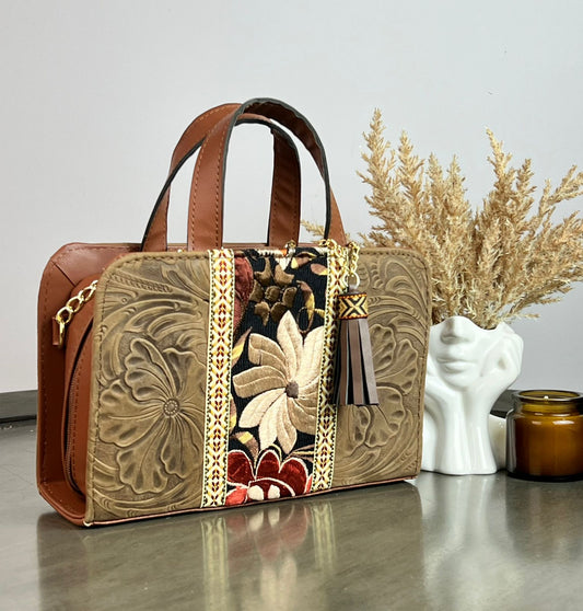 CROSSBODY DOBLE CARA FLORES FRANJA BORDADO OTOÑO/SEPIA