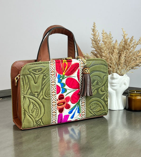 CROSSBODY DOBLE CARA ALCATRAZ FRANJA BORDADO F BCO/OLIVO