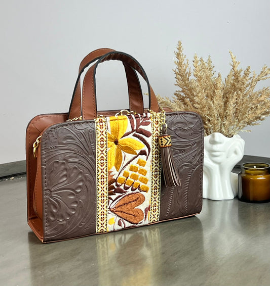 CROSSBODY DOBLE CARA FLORES FRANJA BORDADO F BLANCO/CHOCOLATE