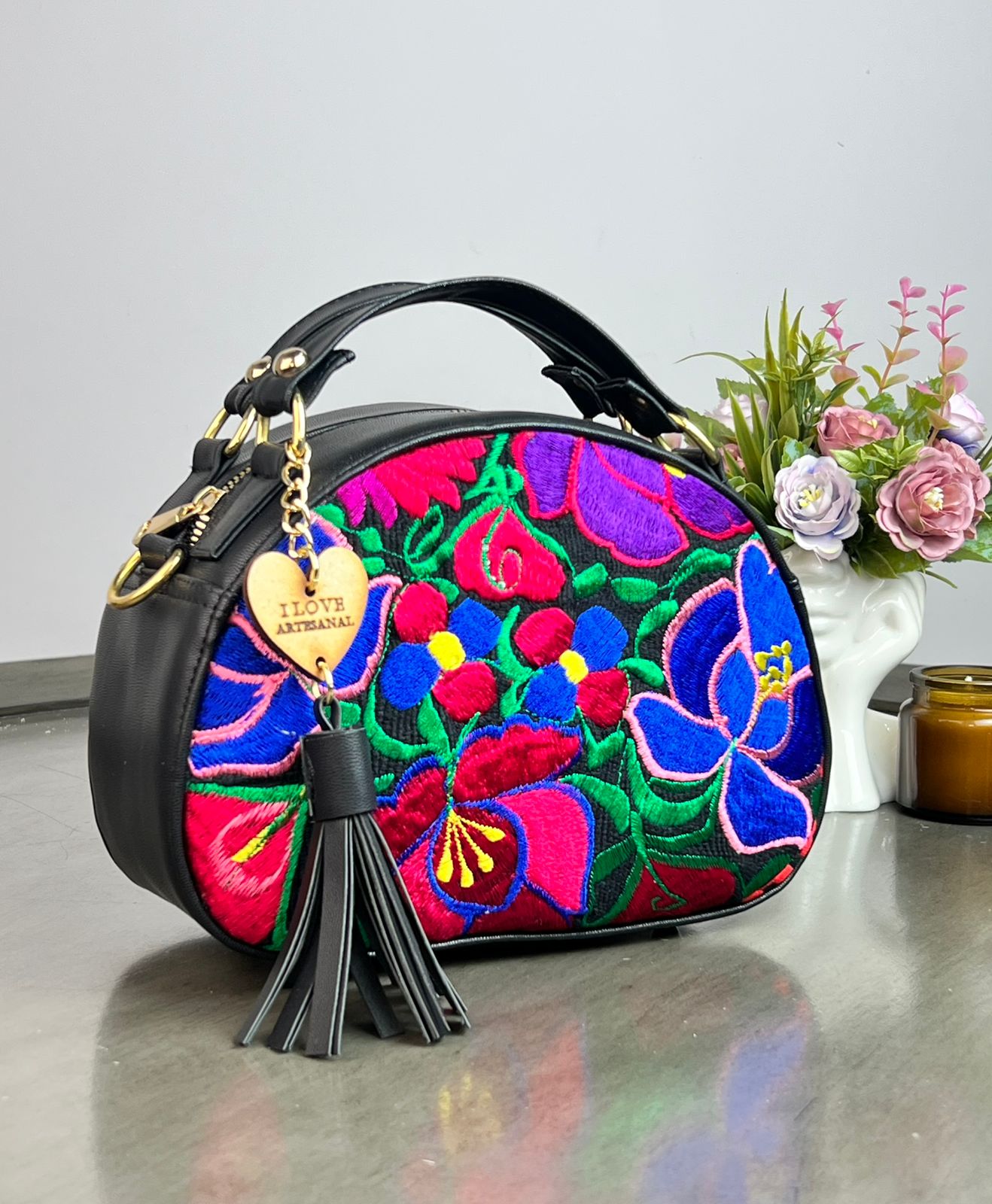 BOLSO MEDIO CIRCULO BORDADO COLORES NEGRO