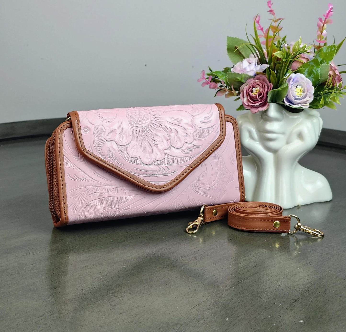 CARTERA PIEL TAPA ROSA SUAVE
