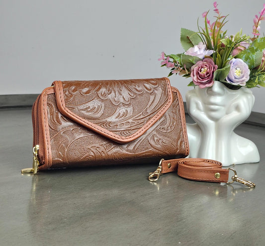 CARTERA PIEL TAPA CHOCOLATE BRILLANTE