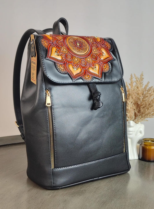 MOCHILA ARTESANAL MOD. CIELO COLOR NEGRO MANDALA CAMEL