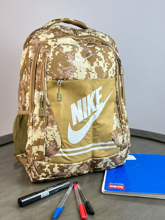 MOCHILA NIKE ESTAMPADO MILITAR ARENA