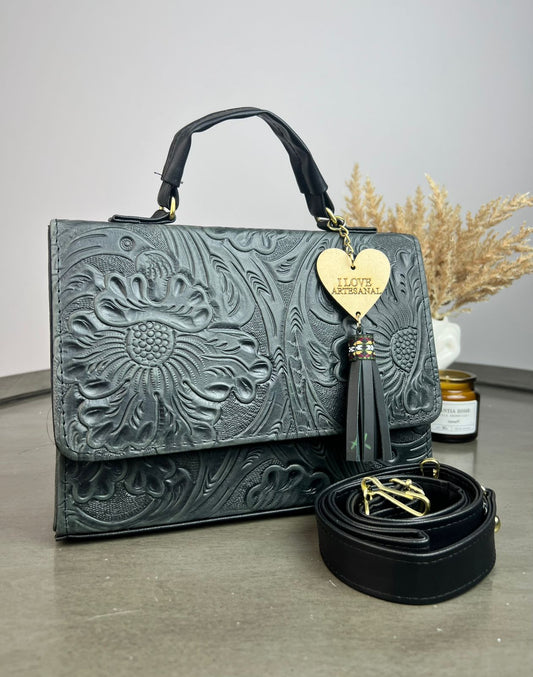 BOLSO CAJITA ZAFIRO GRABADO FLORES NEGRO BRILLANTE