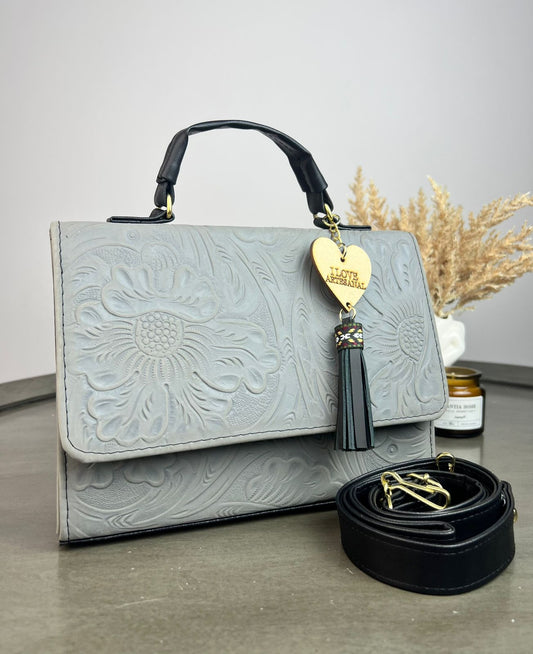 BOLSO CAJITA ZAFIRO GRABADO FLORES GRIS
