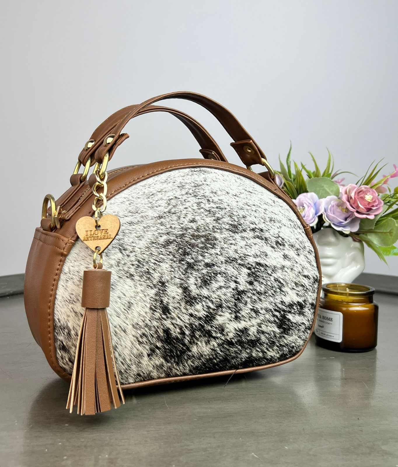 BOLSO MEDIO CIRCULO CAMEL PELO VARIABLE