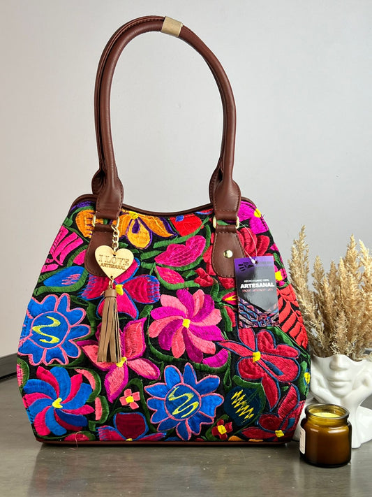 MOD ARTESANAL ROBERTA COMINO BORDADO FLORES COLORES