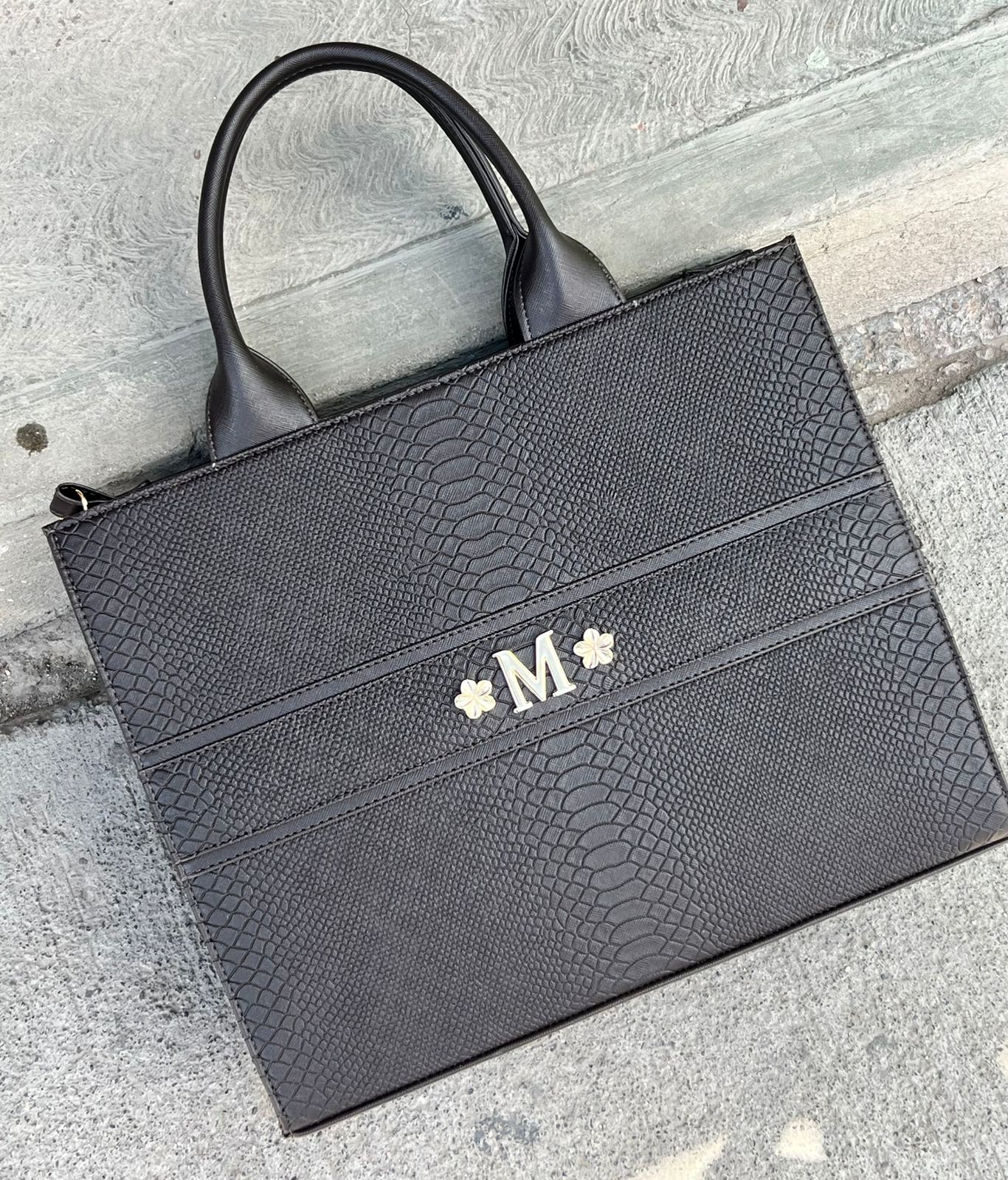 TOTE CLASICA GDE FERRERO