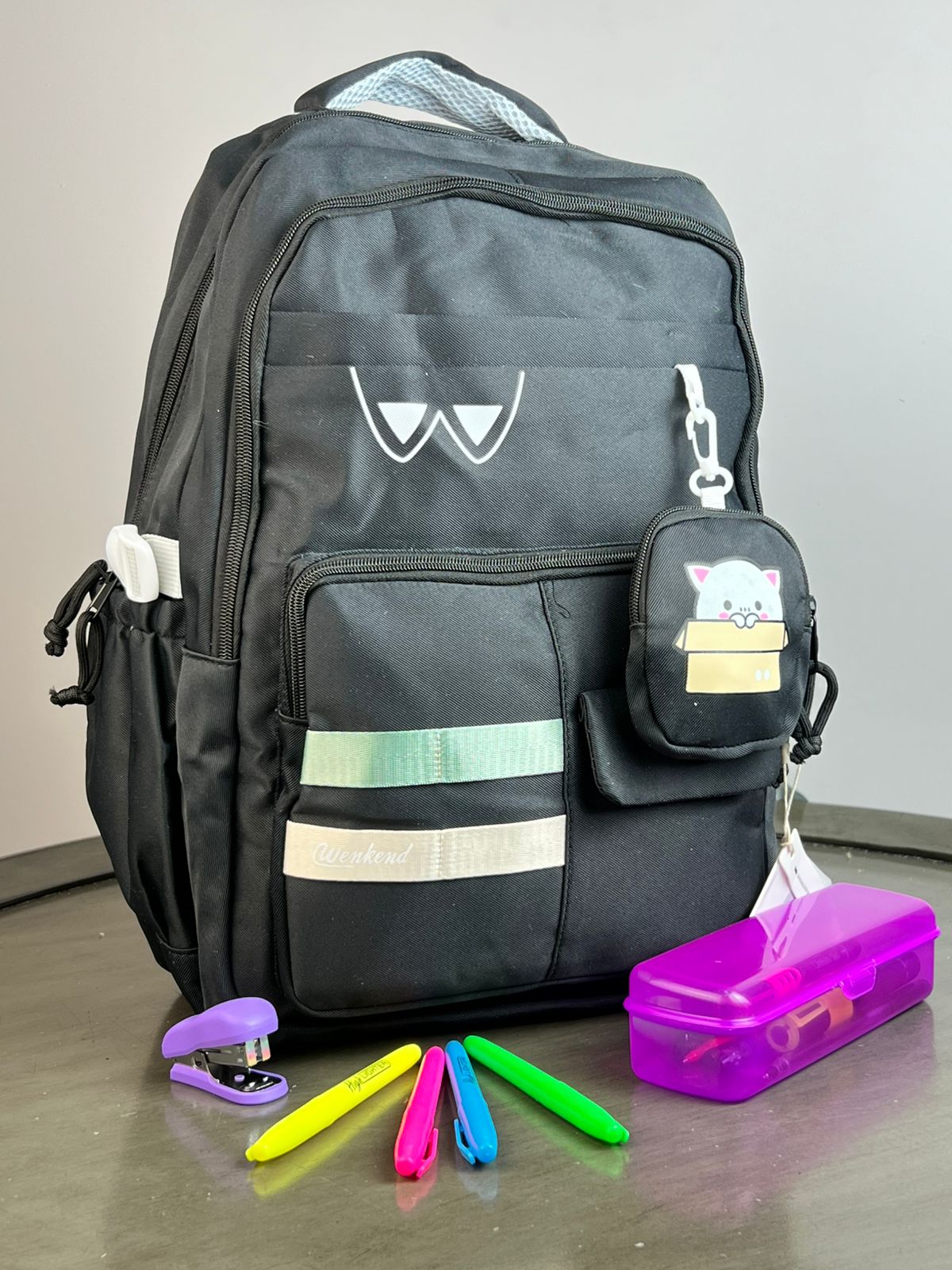 MOCHILA CON MONEDERO GATO NEGRO