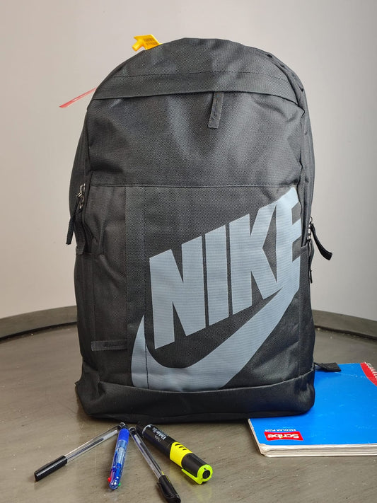 MOCHILA NIKE 2850 NEGRO/GRIS